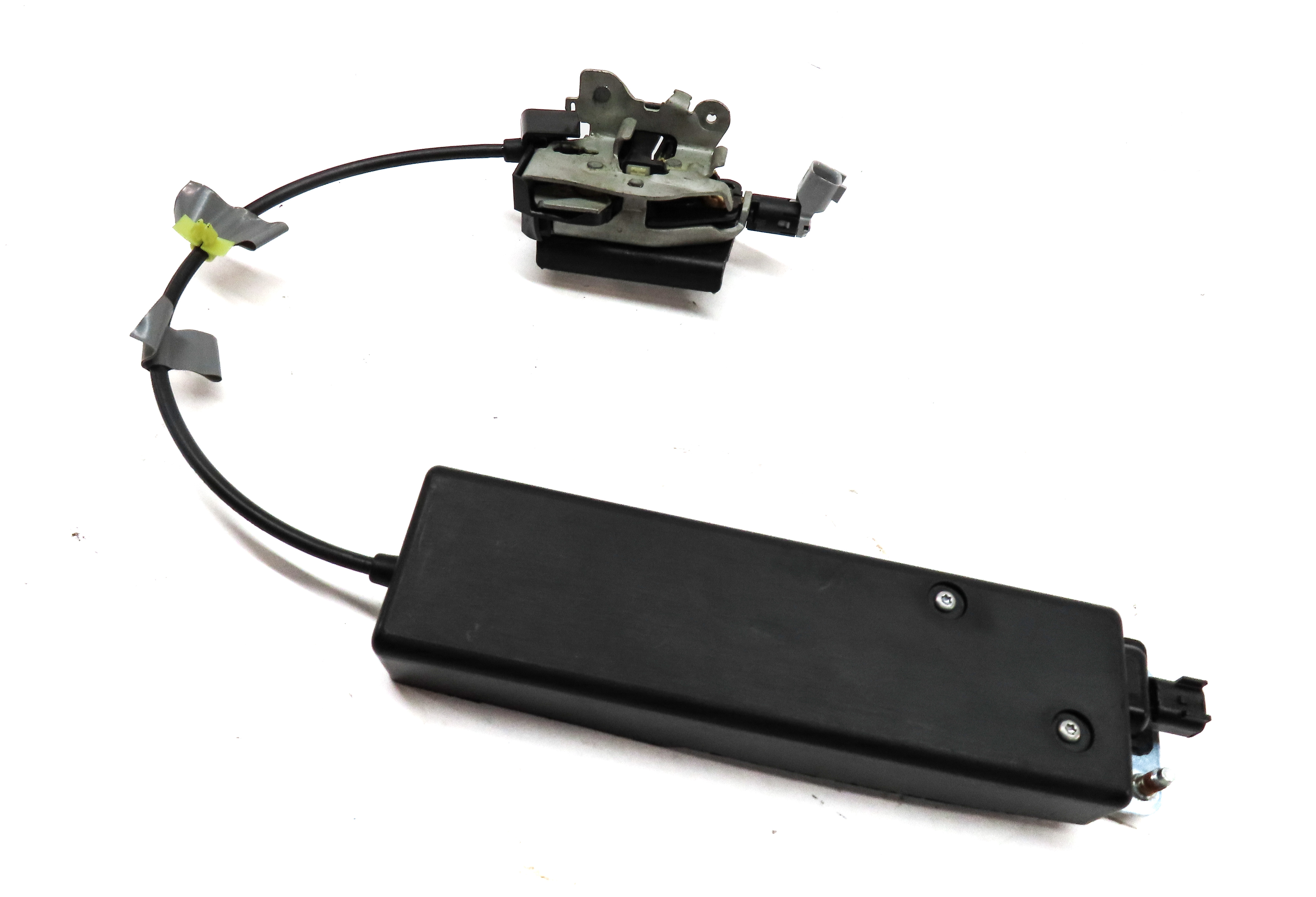 12 LAND ROVER LR4 (L319) REAR TRUNK LIFTGATE HATCH LOWER LOCK LATCH w/ ACTUATOR — exact item pictured